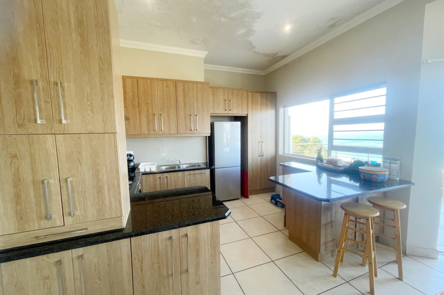 To Let 3 Bedroom Property for Rent in Signal Hill Western Cape